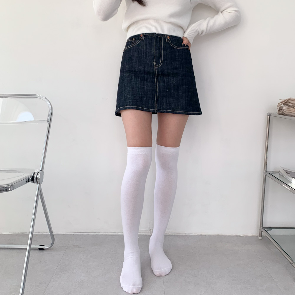 [무배] 오벌 롱 니하이삭스 무지 긴목 양말 니삭스 4color 상세 이미지 16