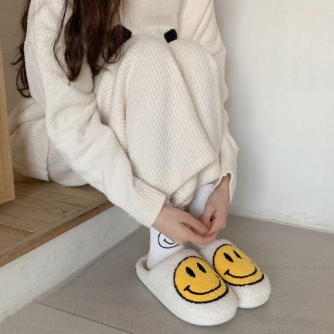 어린이집 유치원 교사 실내화 실내용 털 슬리퍼 겨울용 실내화 - 메인 이미지