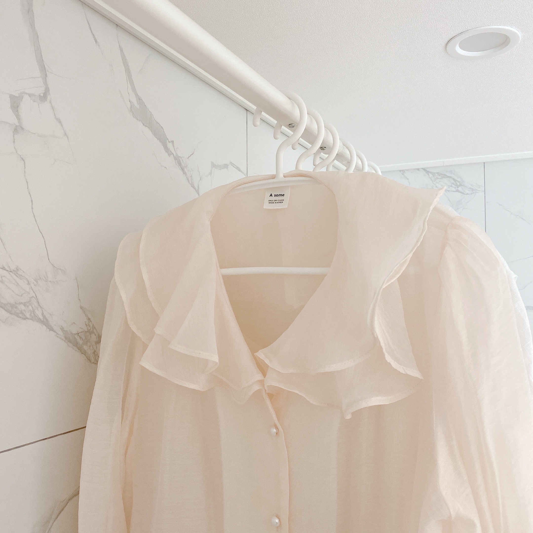 논슬립 어깨뿔방지 라운드 옷걸이 니트 정장