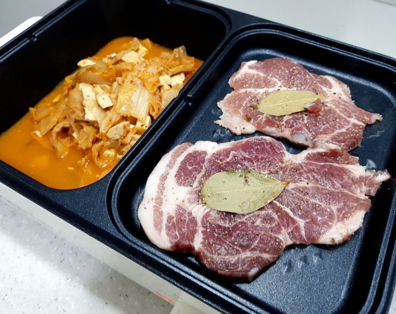 Domus 멀티 전기 그릴 소형 반반 그릴팬 가정용 캠핑 미니 두판 전기후라이팬