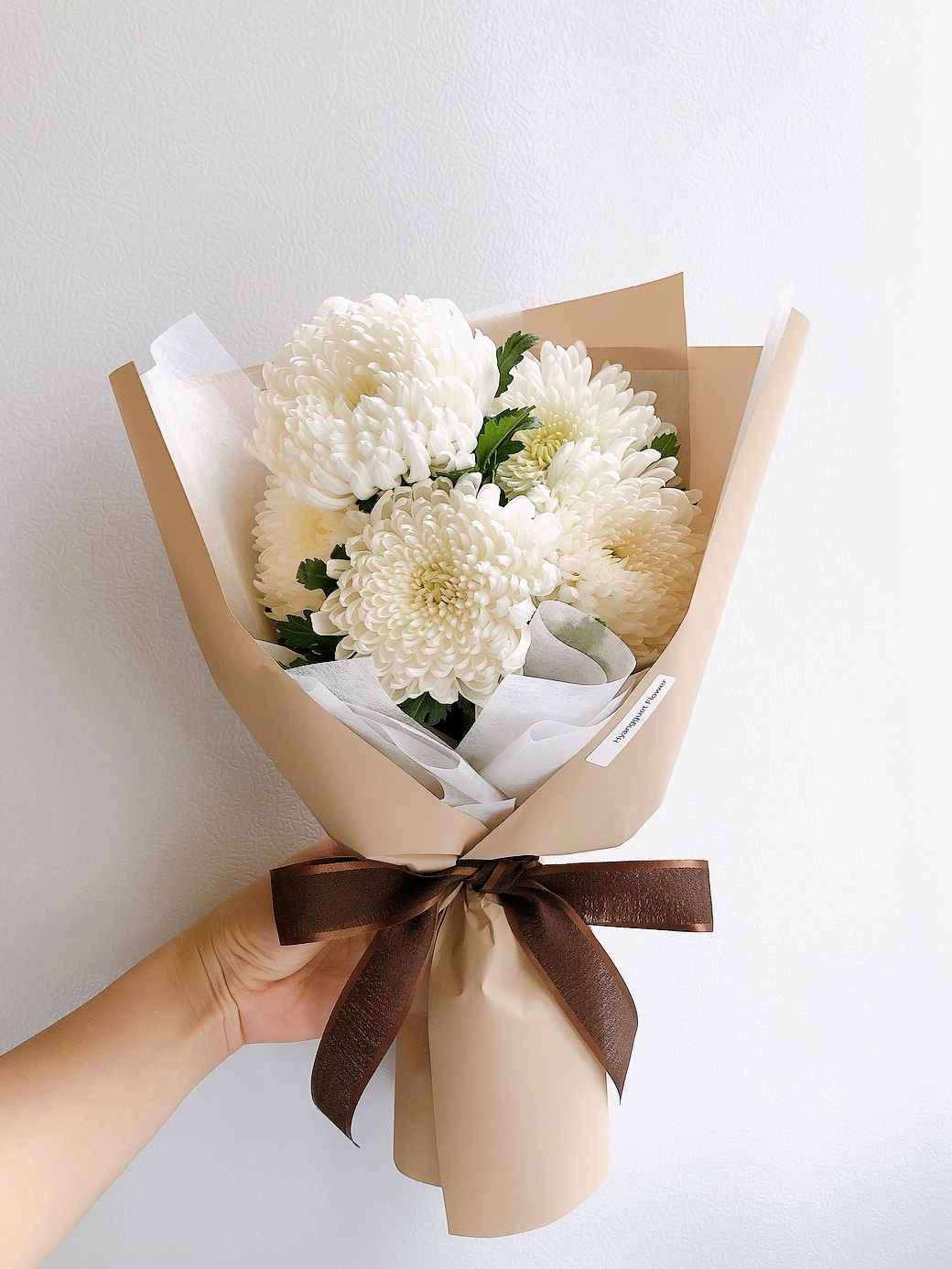 [무료배송]  한식, 성묘, 산소, 납골당, 49재 1주기 반려동물 장례식 흰국화 생화 조화 꽃다발 - 상세 이미지 4