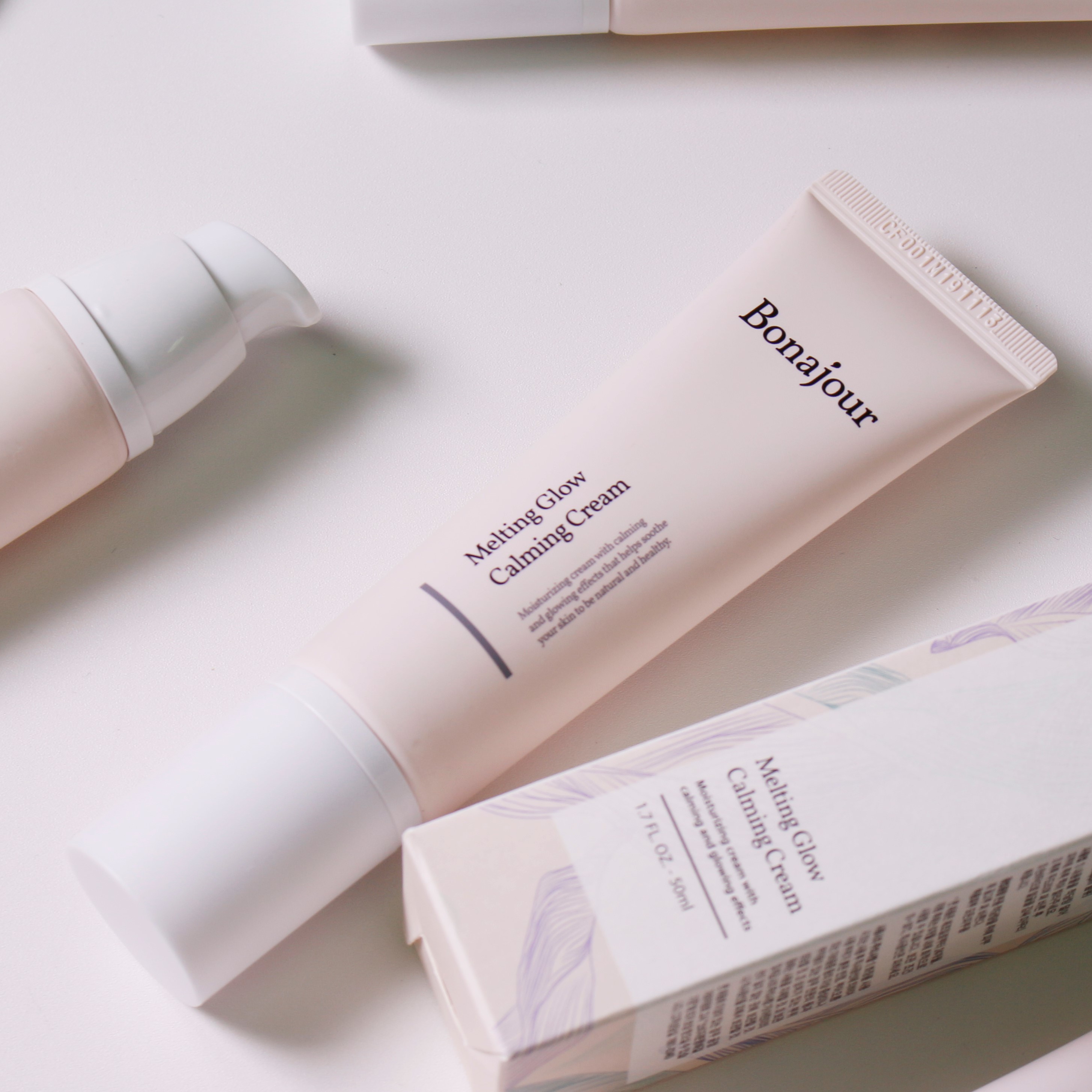보나쥬르 비건 멜팅 글로우 카밍 크림 / 민감피부 윤광 광채 보습크림 50ml - 상세 이미지 3