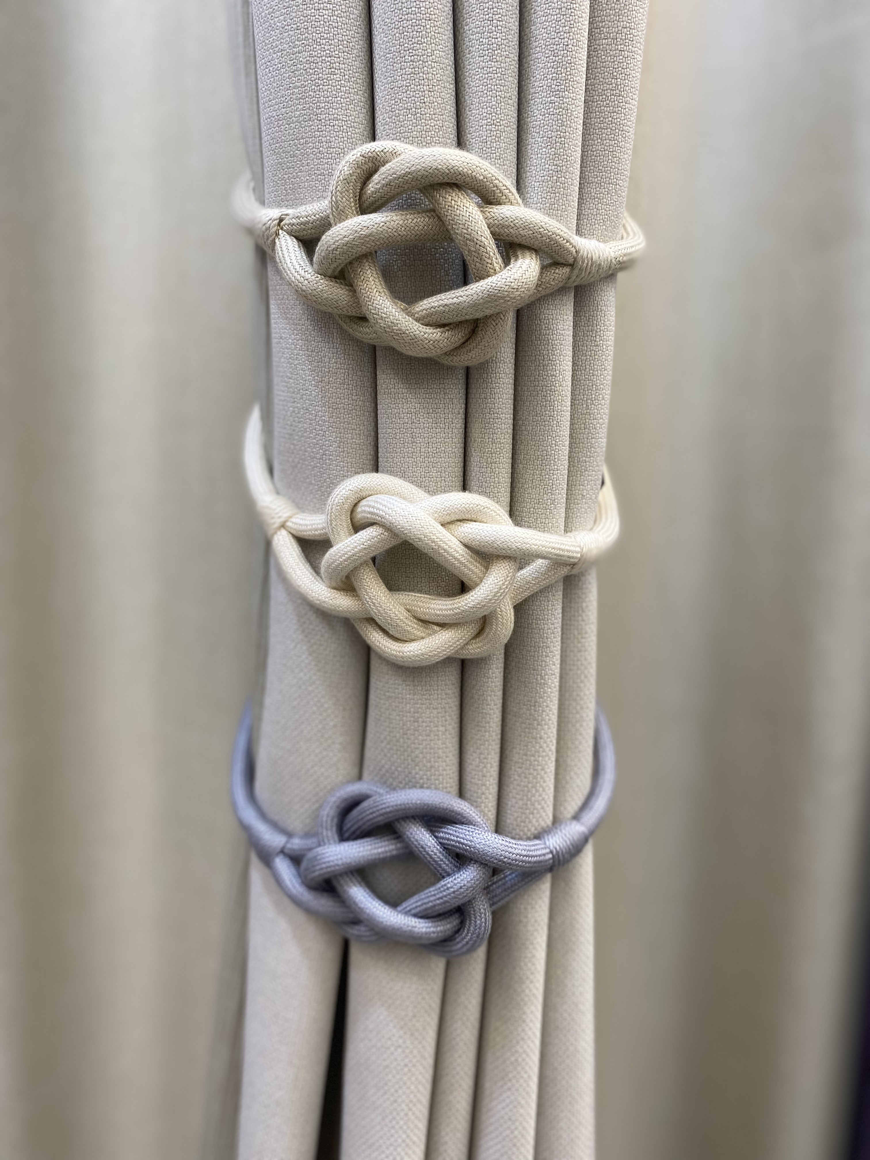 코지앳홈샵 - 매듭꼬임 자석 커튼타이백(3종컬러)1개