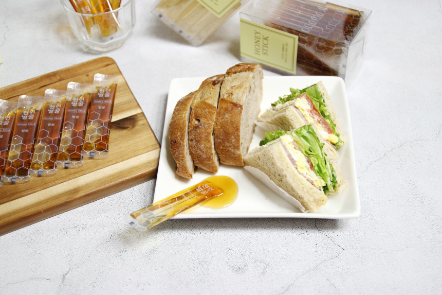 스틱꿀 포장개봉한 내부모습사진