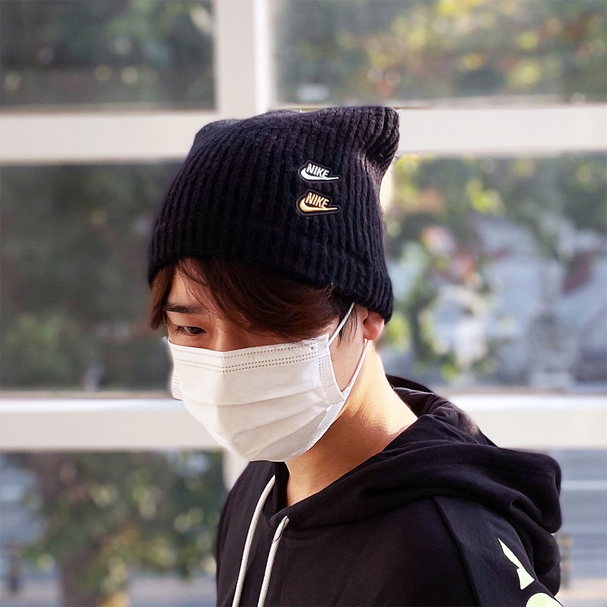 [무료배송] 나이키 더블스우시 겨울 방울 비니 방울털 방한 모자 블루, Free 이미지 8