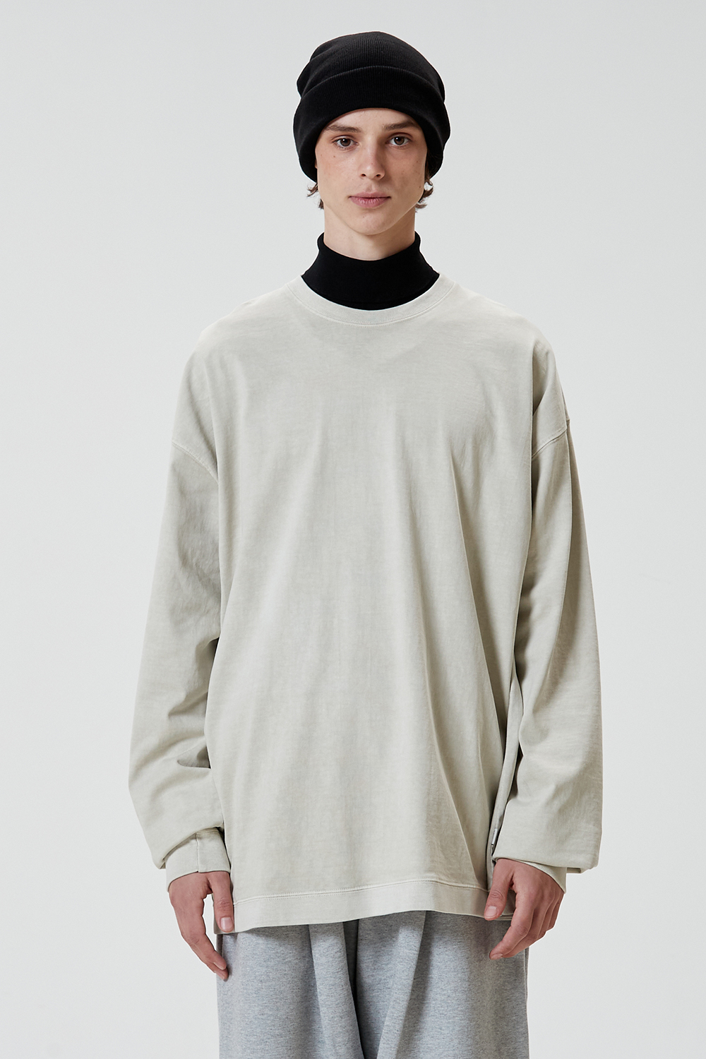 MAVRK(매버릭), 피그먼트 워싱 롱슬리브 샌드베이지 - 상품 이미지