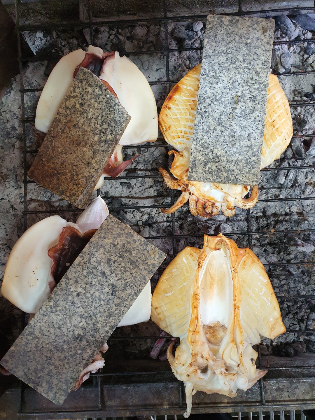 [섬마을어부] 참숯에 구운 갑오징어 고흥 수제 숯불생선구이 맛집 맥주안주 캠핑용 먹거리 이미지 7