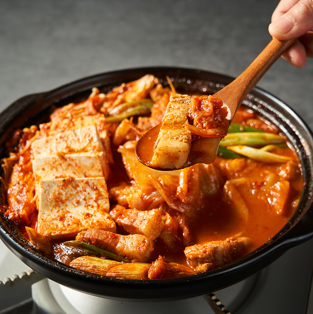 김치찌개 삼겹살묵은지 865g 2인분 밀키트 - 상세 이미지 5