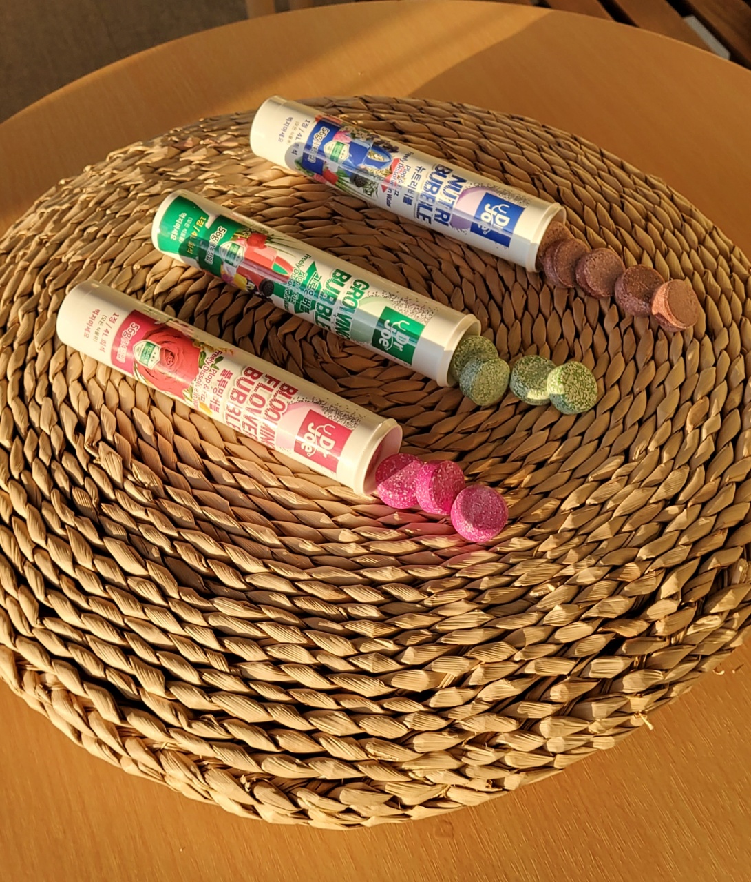 식물의정석 물에 타서 쓰는 깔끔한 발포형 식물영양제 개화촉진 잎,성장 촉진 - 메인 이미지