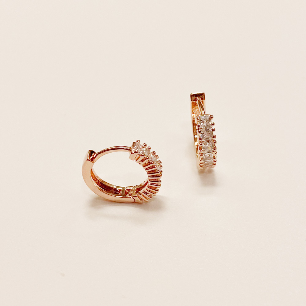 14K 골드필드침 슬림 스퀘어 큐빅링 원터치 무알러지 금침귀걸이