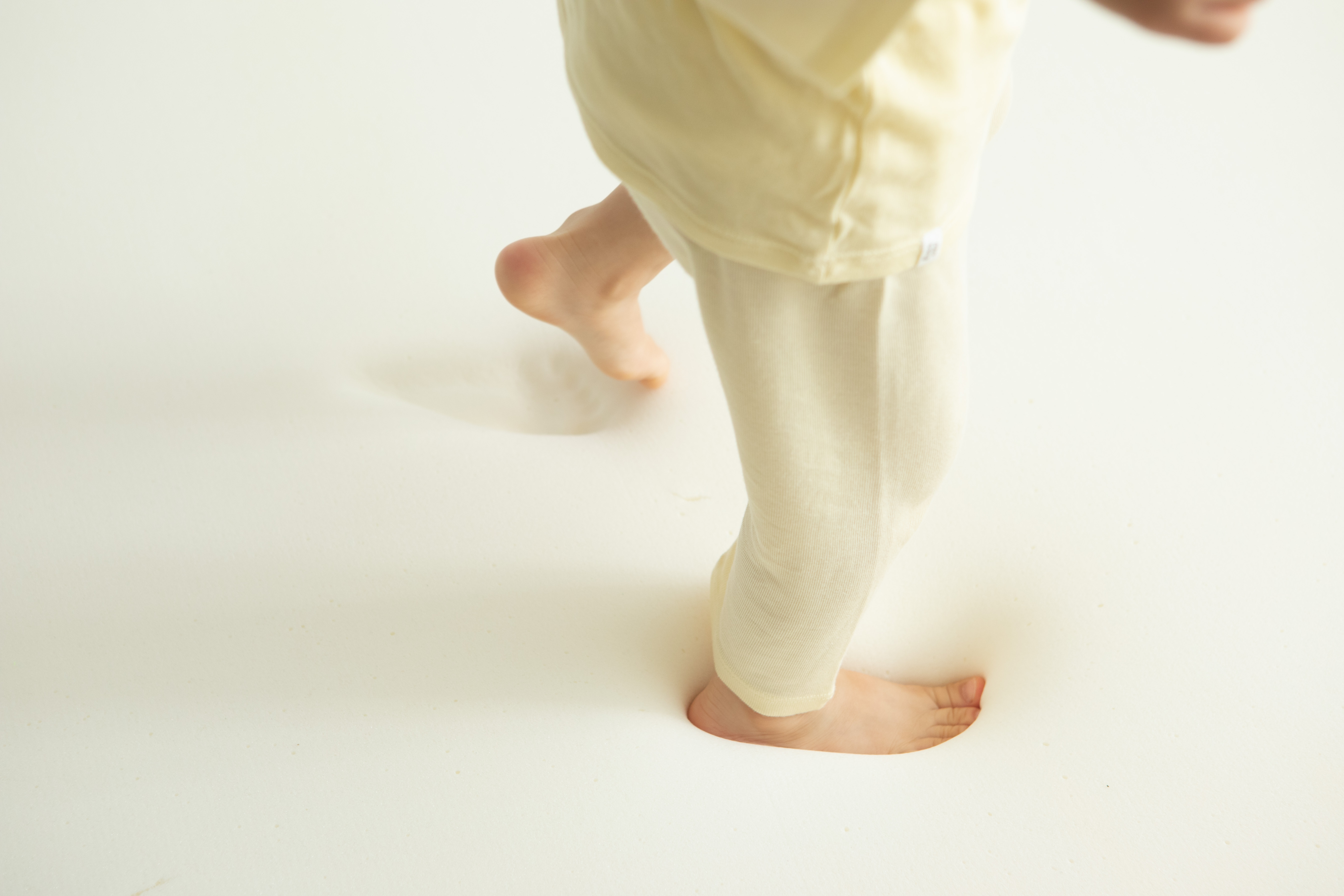 스노우토퍼 접이식 메모리폼 토퍼 거실매트리스 퀸 Q 7cm