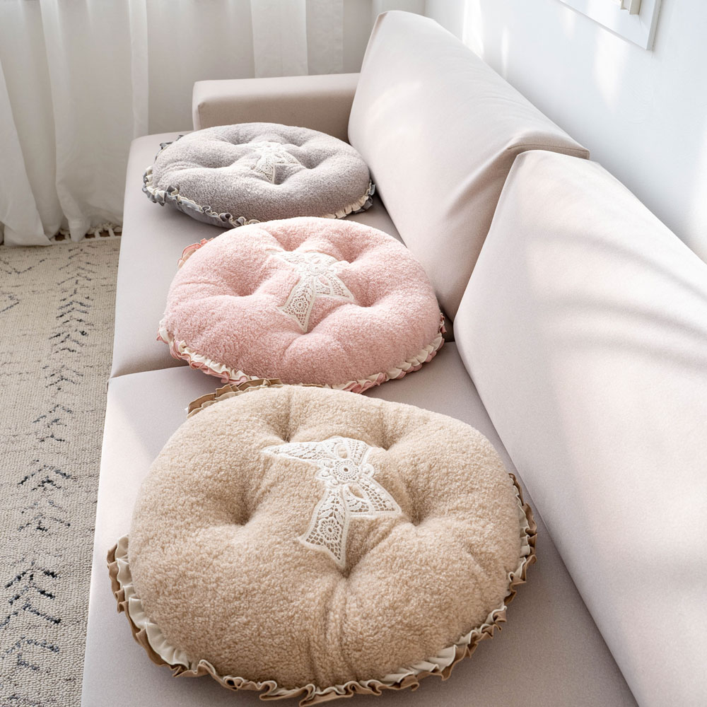 마벨로제 극세사 양털 리본방석 의자방석 쇼파방석