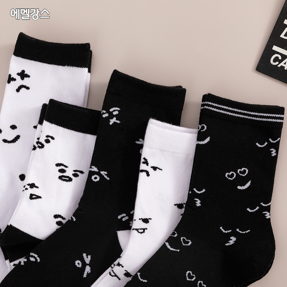 에멜강스 여성 스트릿 이쁜 디자인 포인트 흰 검정 순면 케쥬얼 긴목 학생 패션 장목 양말 이미지 8