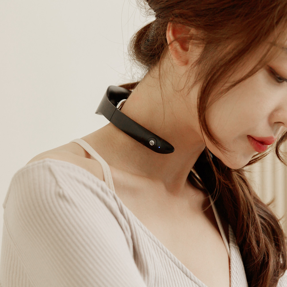 멜킨 저주파 목마사지기 엘튼 넥테라피스트 무선 휴대용 온열 목 안마기 넥마사지 클래식블랙