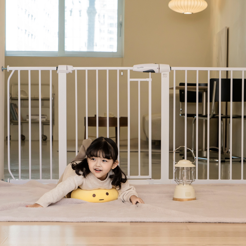 아가드 마그네토 유아 안전문 ver1 화이트 본품 76~83cm 1입 강아지 아기 울타리 - 상세 이미지 4