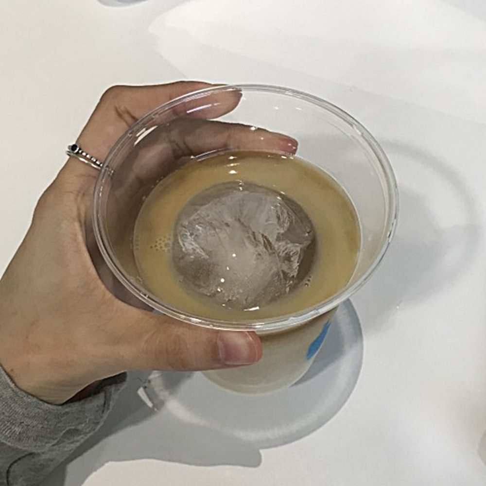 동그란 볼 모양 얼음 메이커 홈카페 구형 아이스 틀 트레이 큐브 커피 라떼 언더락 하이볼 - 상세 이미지 4