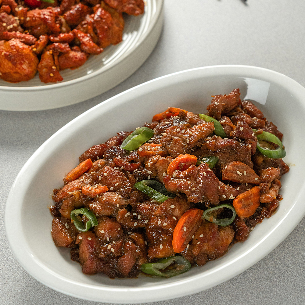 매콤 양념 닭갈비 간장 닭갈비 250g 반찬 간편식 야식 춘천닭갈비 - 상세 이미지 5