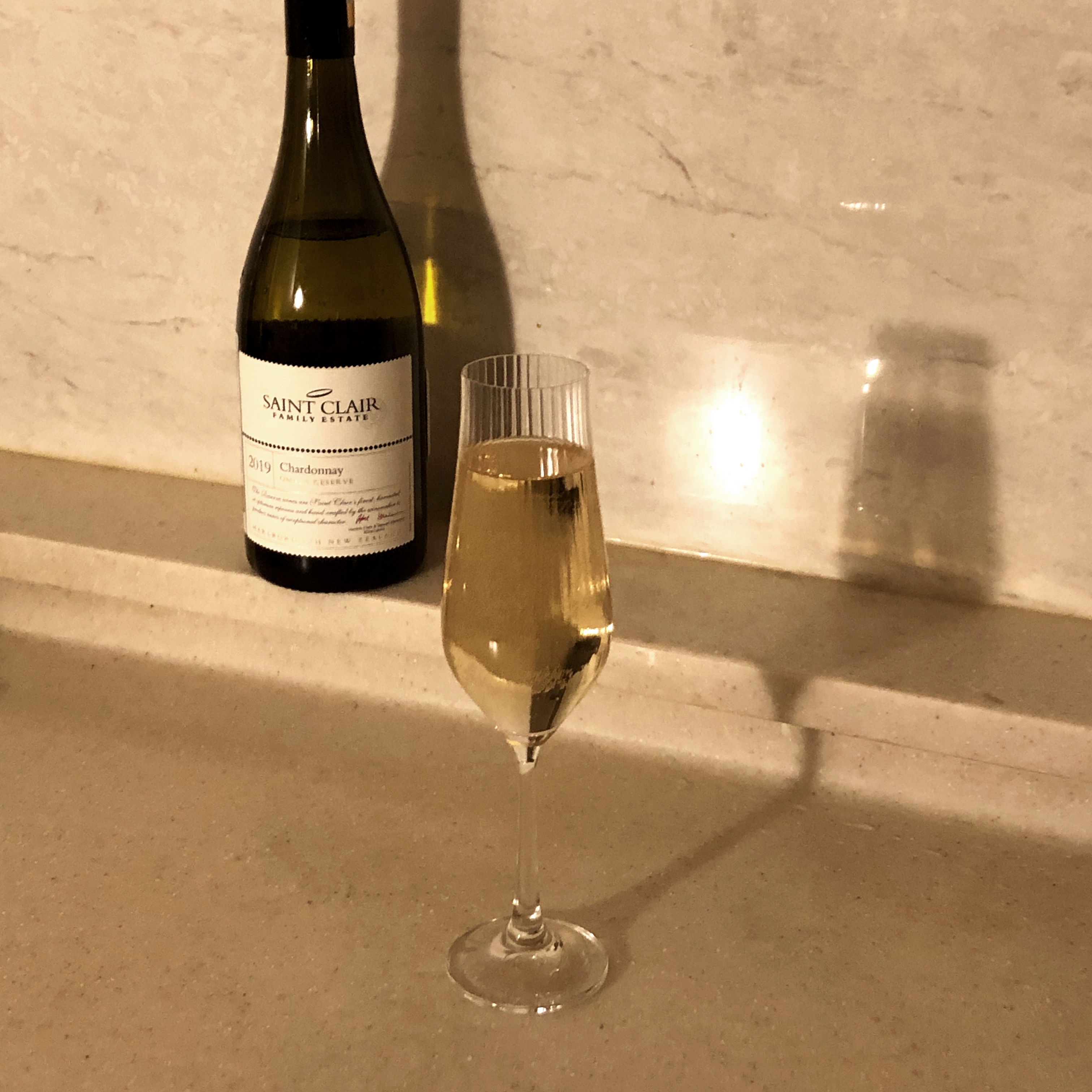 보헤미아 크리스탈 플리츠 600ml 2잔 와인잔세트 집들이 선물 이미지 6