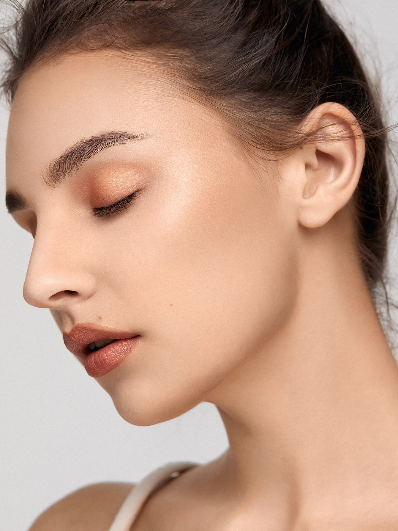 쉬글램 썬 스컬프트 리퀴드 브론저 쉐딩 뉴컬러 포함 SHEGLAM BRONZER - 상세 이미지 3