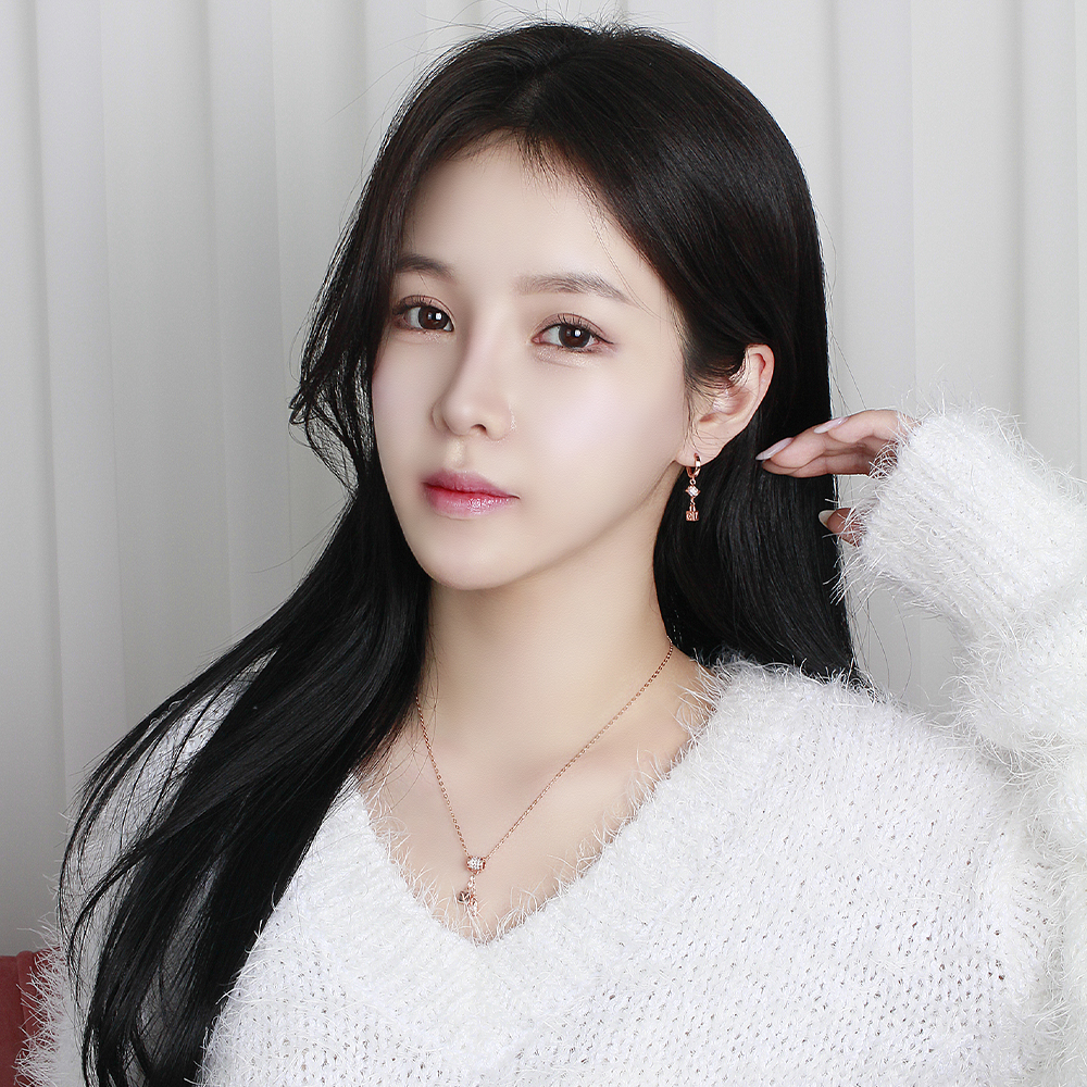 행운의 자물쇠 펜던트 목걸이 골드 여신 친구 생일 선물 18K 고급 루이 기념일 결혼 - 상세 이미지 4