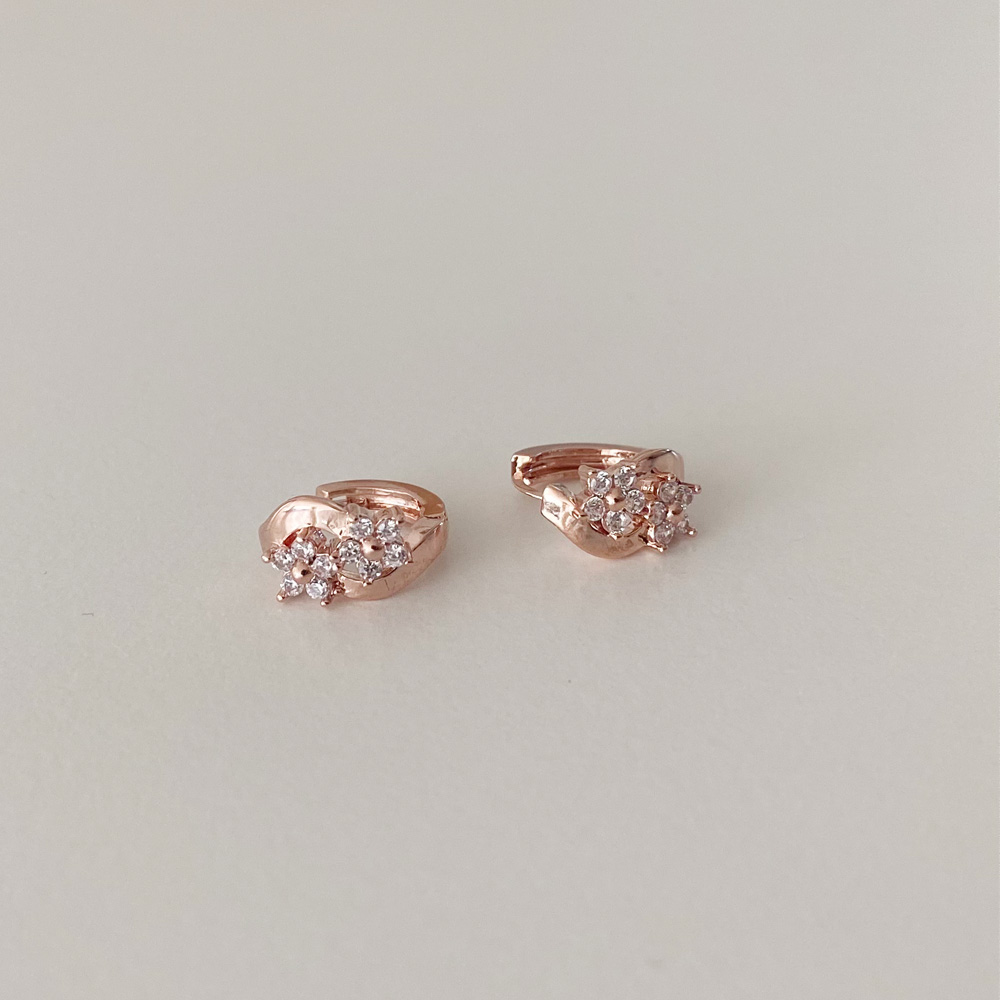 14K 금침 자스민 꽃장식 원터치 무알러지 골드핀귀걸이 - 상세 이미지 2