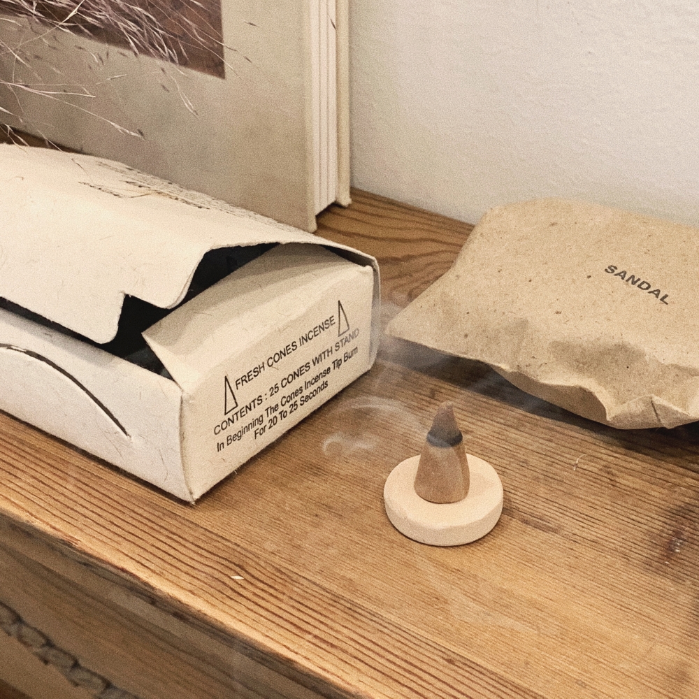 유월가게 내추럴 콘 인센스 Natural Cones Incense 인센스콘 샌달우드 - 상세 이미지 5