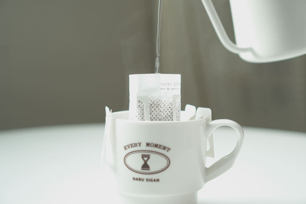 핸드드립 드립백 필터 사용 이미지