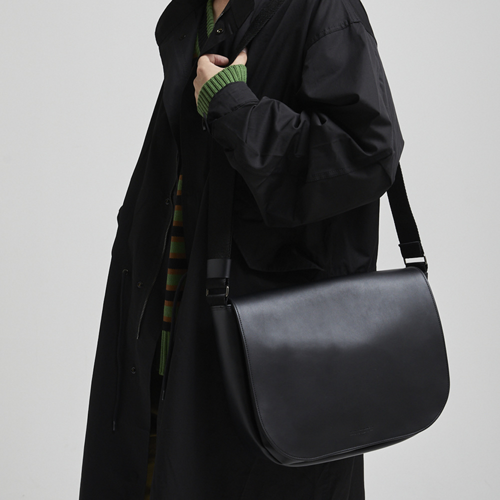 내셔널 퍼블리시티 UTAH HQ 메신저 크로스 백