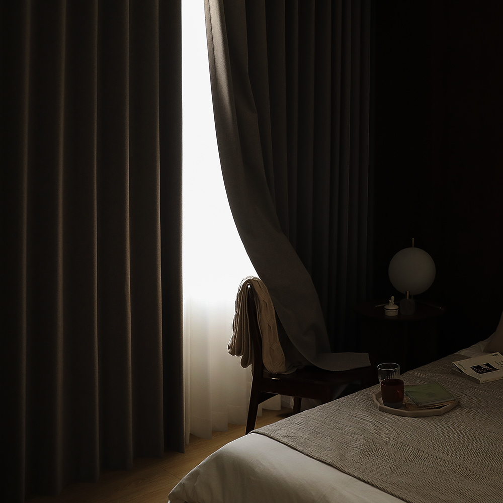 소르르 프라이빗 형상기억 100% 암막커튼 이음선 없는 맞춤제작 반창 민자형 125x170