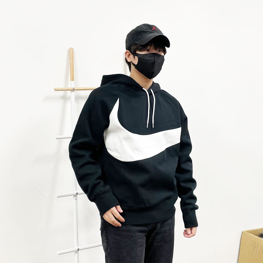 나이키 빅스우시 테크 플리스 후드 티셔츠 DR9035-010 - 상세 이미지 5