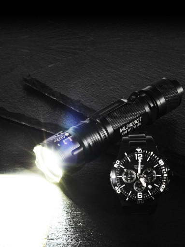 몬스터라이트 플래시 미니 손전등 줌 후레쉬 등산 백패킹 낚시 LED라이트 ML2400QT