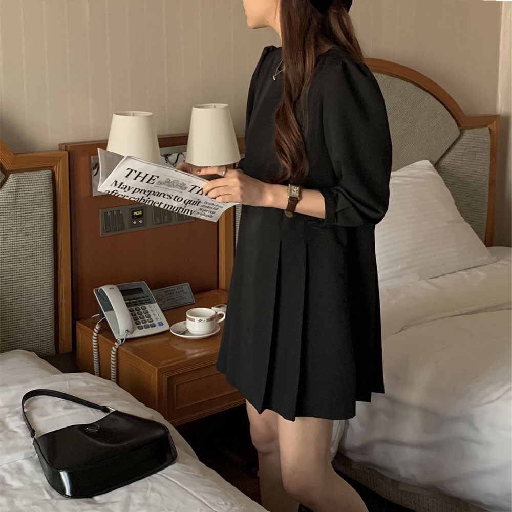 오버무드 여성 봄신상 퍼프 러블리 핀턱 플리츠 a라인 하객룩 미니 원피스 3color