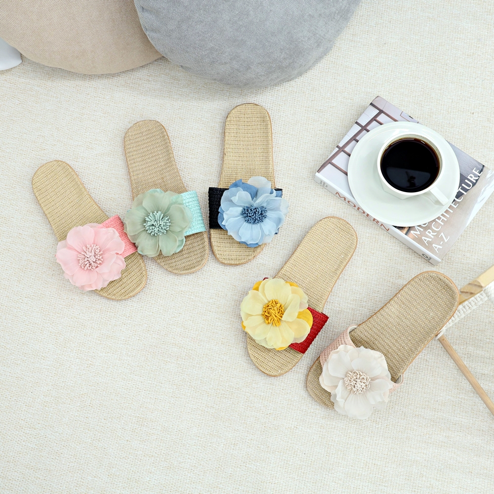 여성 여름슬리퍼 발편한 왕골 라탄 슬리퍼 실내화 코사지 포인트 레드