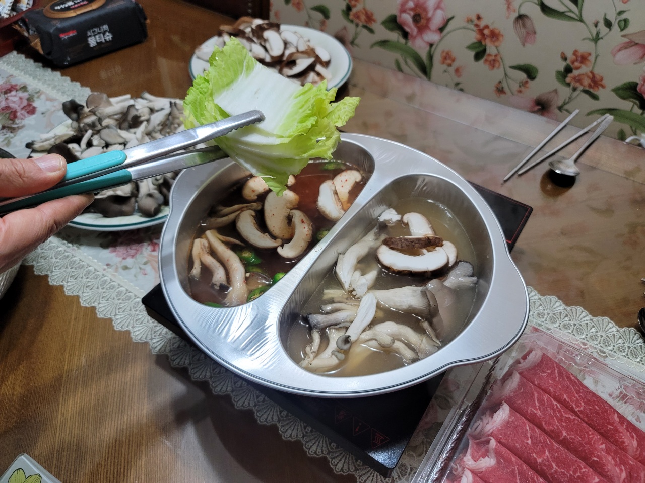 2in1 일회용 홍탕백탕 반반냄비 샤브샤브 훠궈 마라 반반 냄비 용기 KJ-330 1개 - 상세 이미지 4