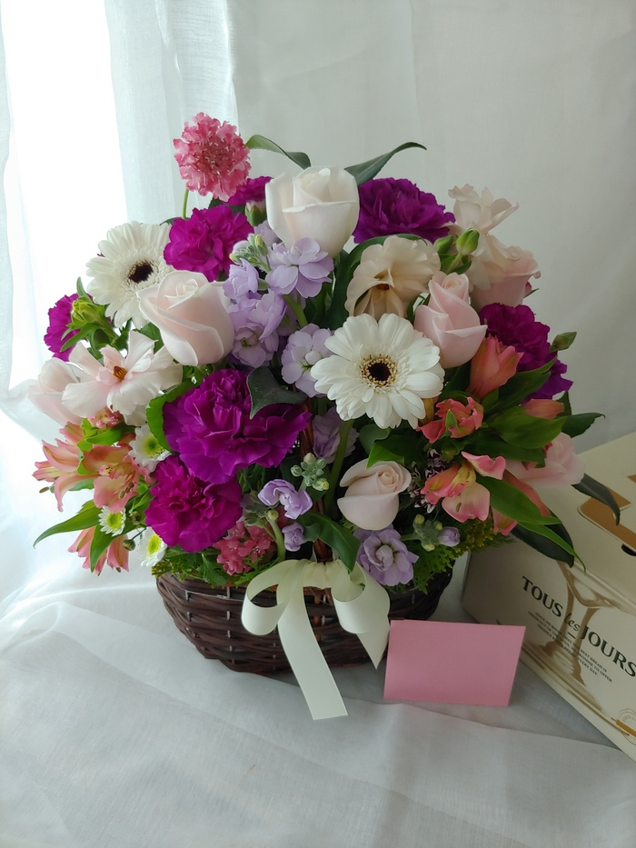 퍼플 꽃바구니 리본 서비스 환갑 칠순 팔순 부모님 생신 선물 꽃다발 꽃배달 전문 농장