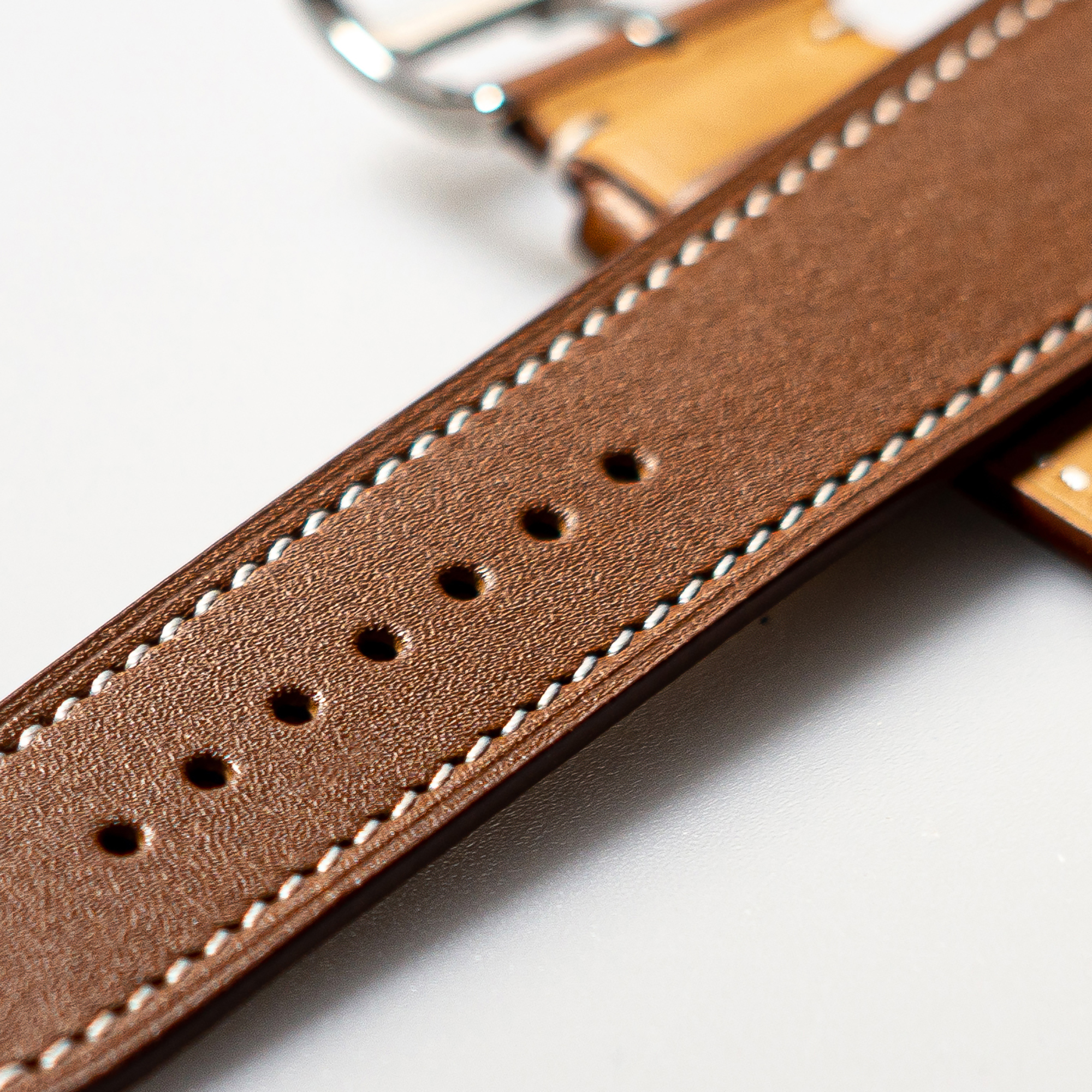 웨어플래닛 애플워치 바레니아 핸드메이드 수제 프리미엄 가죽 레더 스트랩 시리즈10 11 울트라3 호환 - 상세 이미지 4