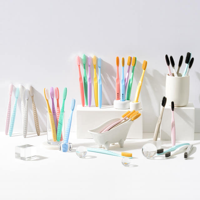 대왕칫솔로 치아 고민 해결하실래요?