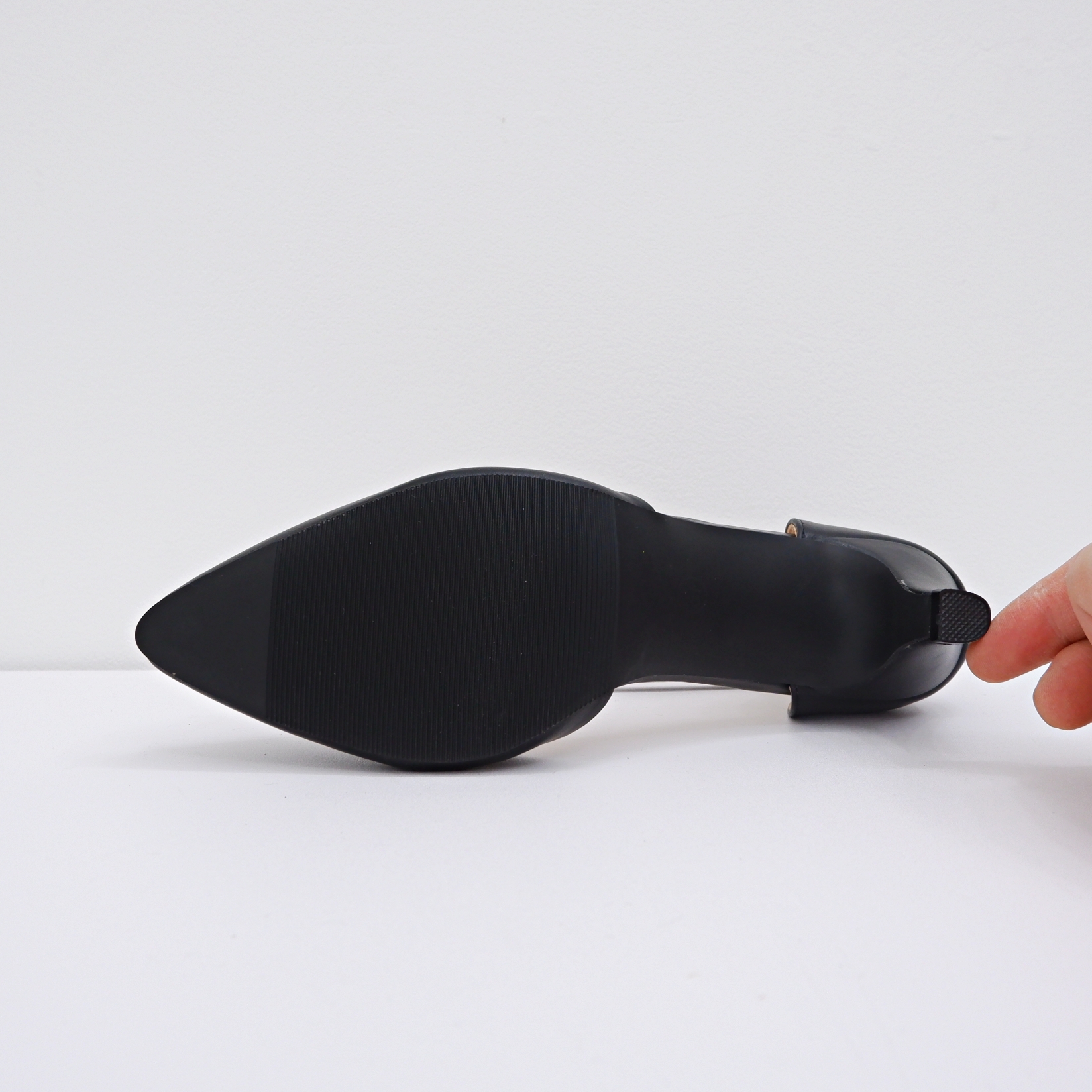 뾰족코 메리제인 스트랩 미들힐 6cm 상세 이미지 69