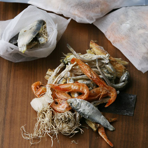 바보상회 8 다시팩 128g(16g x 8개) 멸치육수 디포리육수 8가지 해산물 천연국물팩 - 상세 이미지 3
