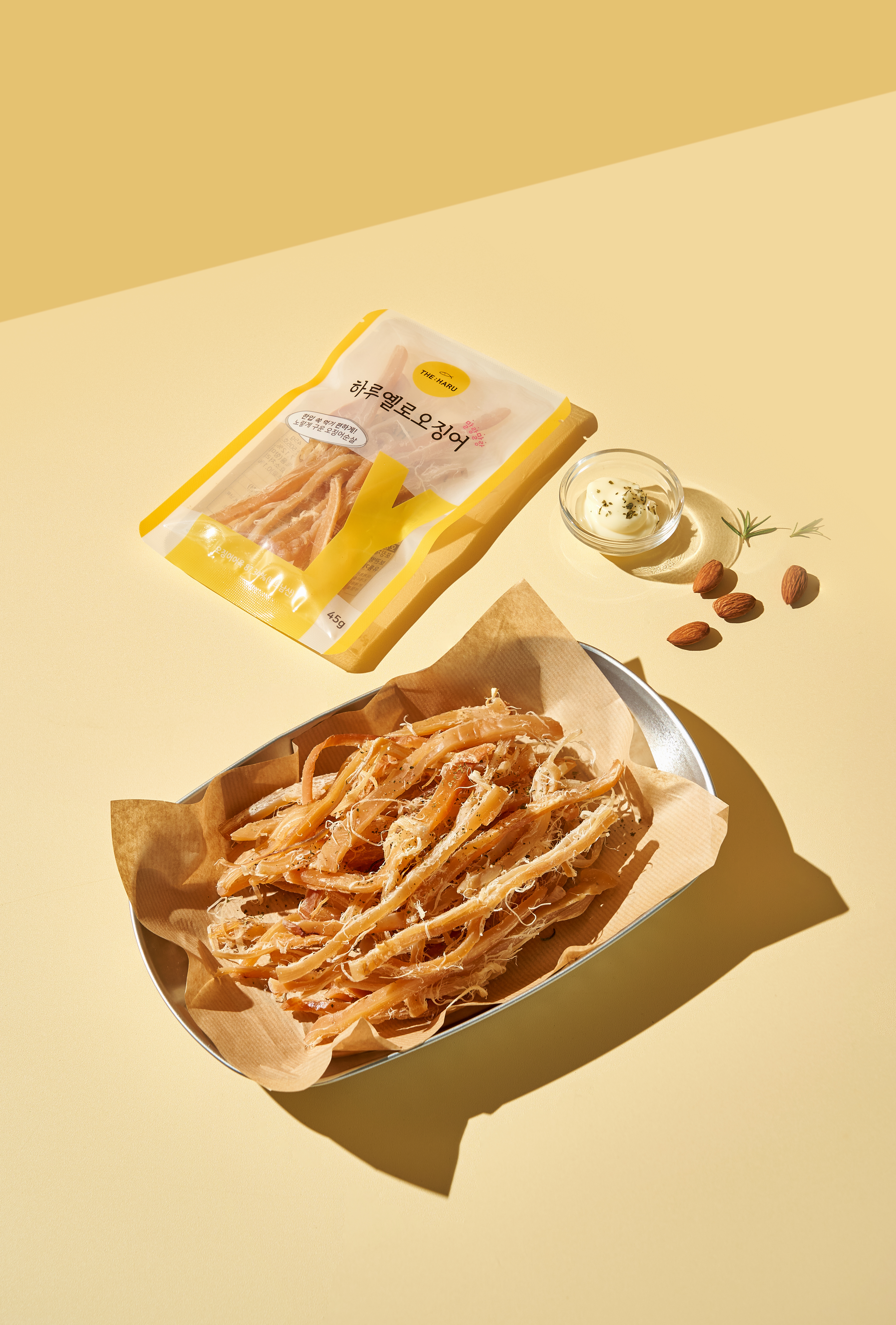 1+1 더하루 하루블랙숏다리 다크오징어채 가볍게 즐기는 맥주 안주 건어물 간식 - 상세 이미지 2