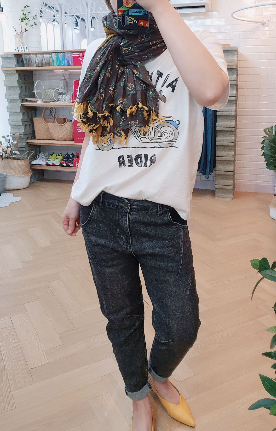 내추럴룩 미니타슬 스카프 이미지 6