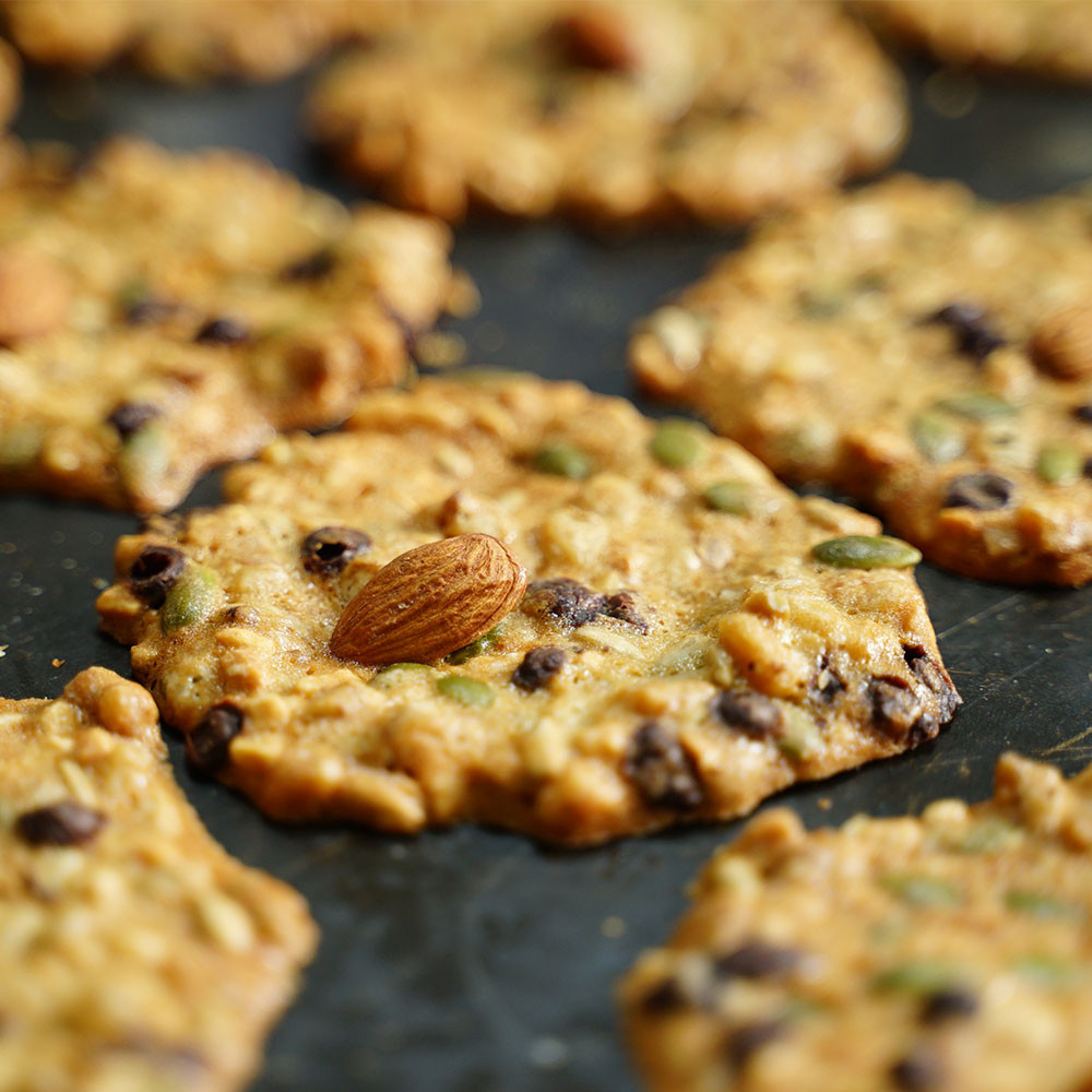 46073796118236543 726377237