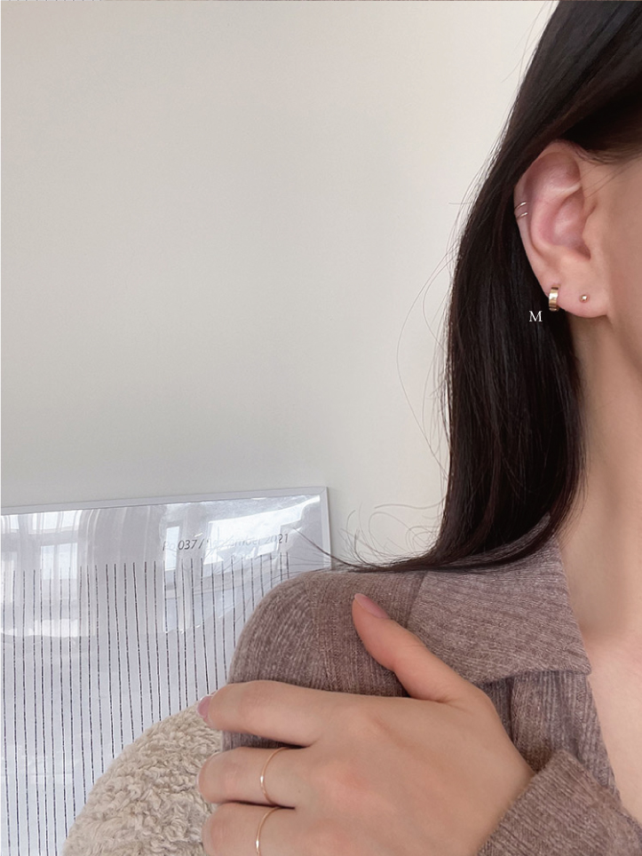 셀프러브 14k 이븐 민자 원터치 볼드 링 귀걸이 - 상세 이미지 3