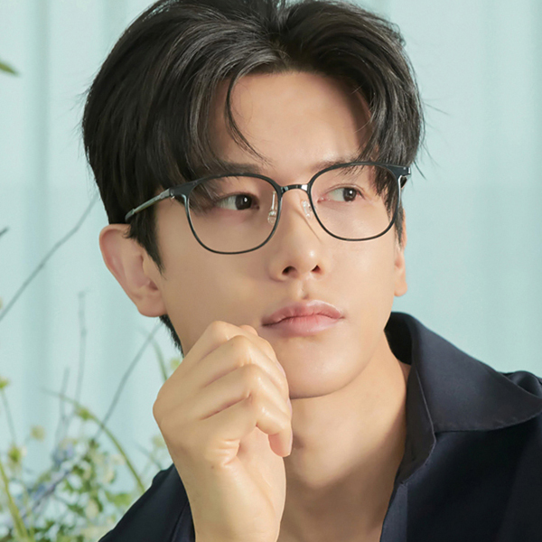 뿔테 안경 투명 가벼운 안경테 울템 남자 여자 초경량