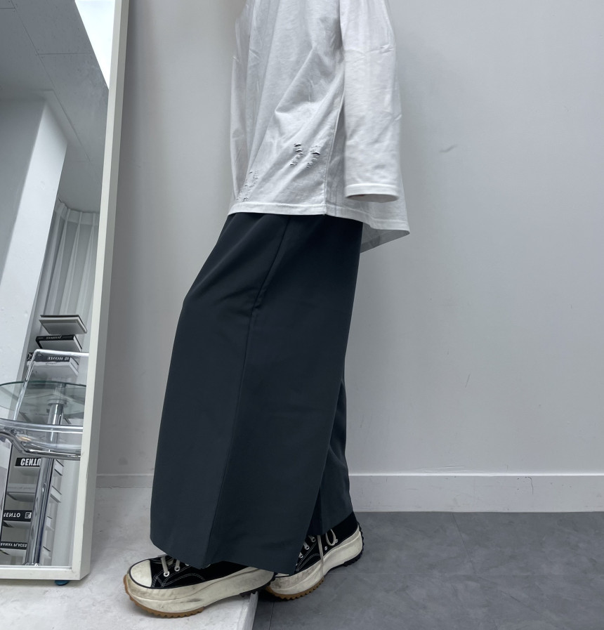 321DB9E1-7FB3-49D5-8807-35D2D2D2FD9F_1_201_a