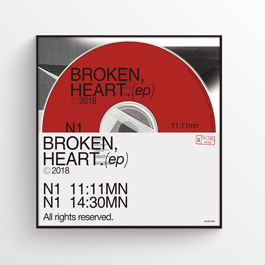 [50] 애시드로우 정사각형액자 BROKEN HEART [500x500mm Size] - 상품 이미지