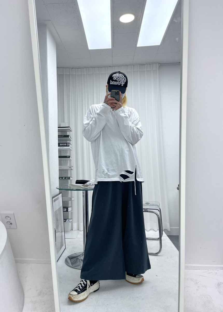 B3E1FBBA-0305-42FE-AD9E-EBB2A56A4034_1_201_a