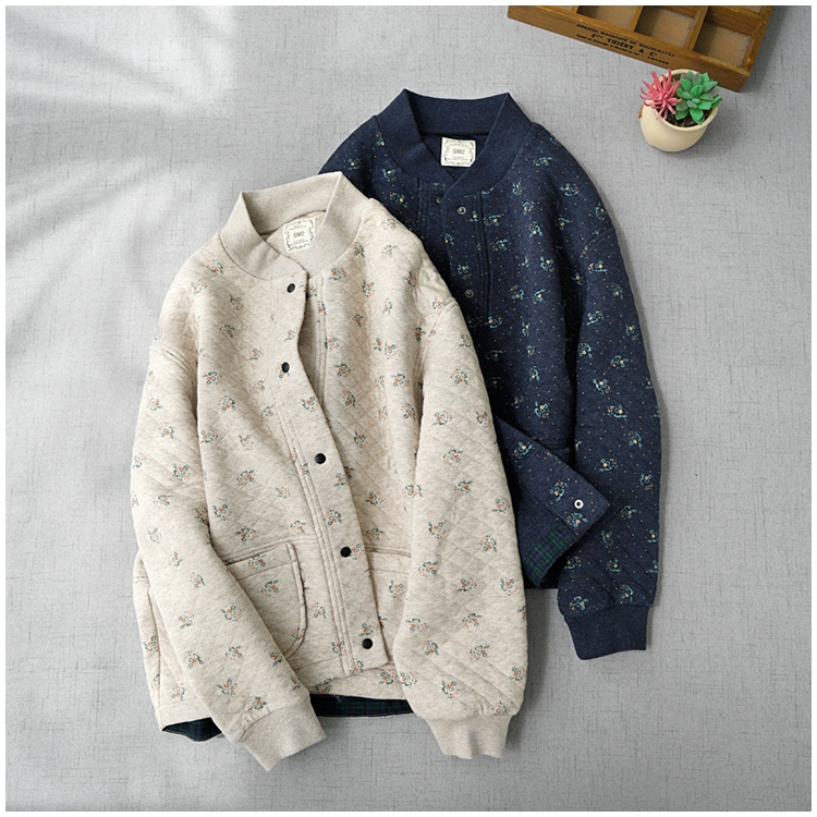 누빔점퍼 여성 퀼팅점퍼 잔꽃 루즈핏