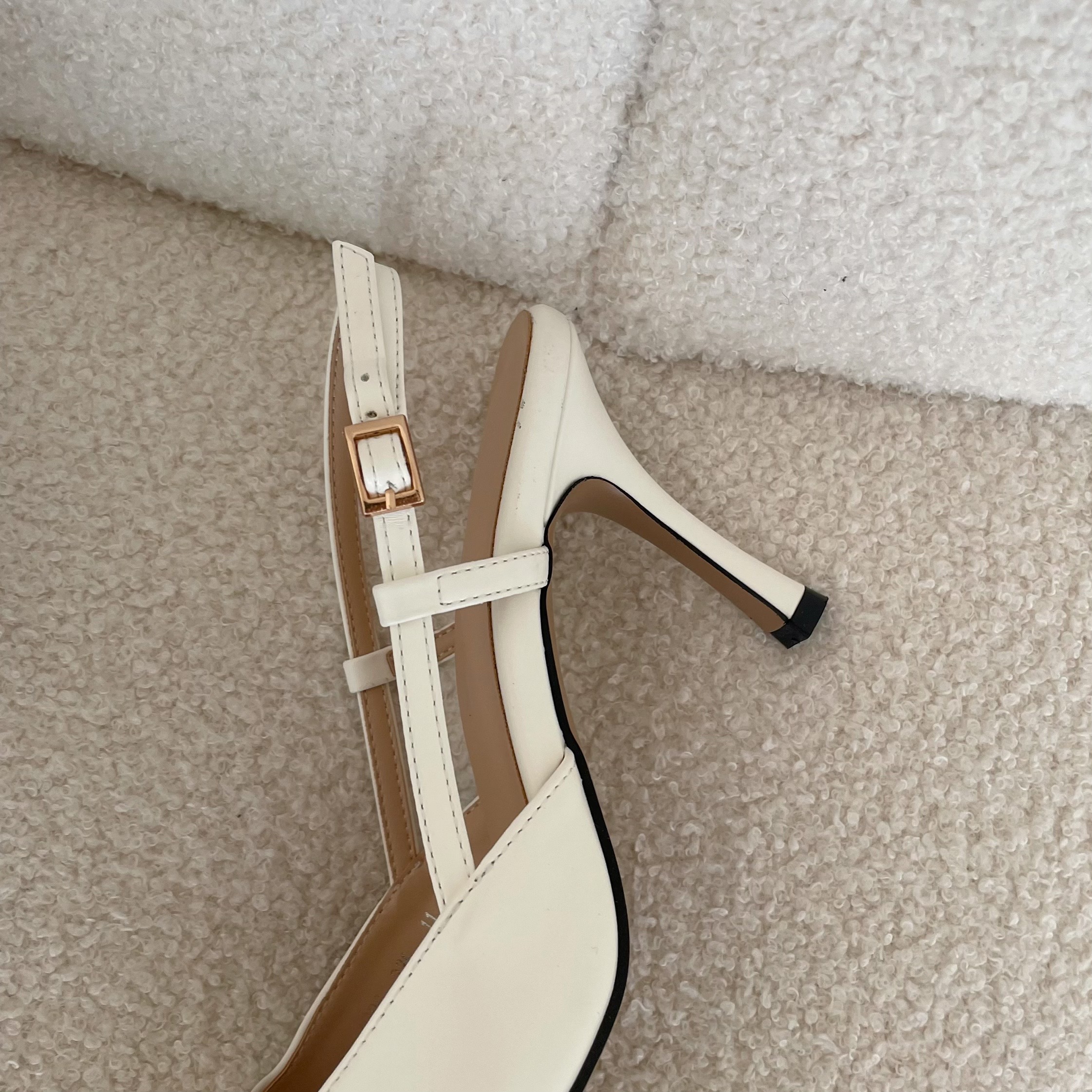 [고급스러움 / 만능템] 8cm 브이 골드메탈 슬링백힐 3color 상세 이미지 100