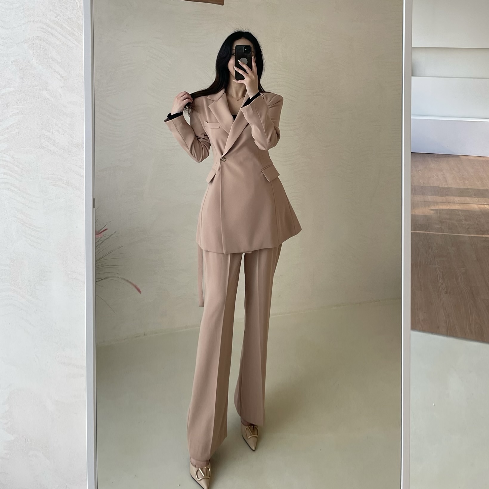[고급스러움 / 만능템] 8cm 브이 골드메탈 슬링백힐 3color 상세 이미지 75